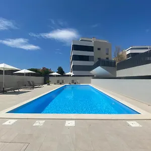 The View Luxury With Pool Apartman